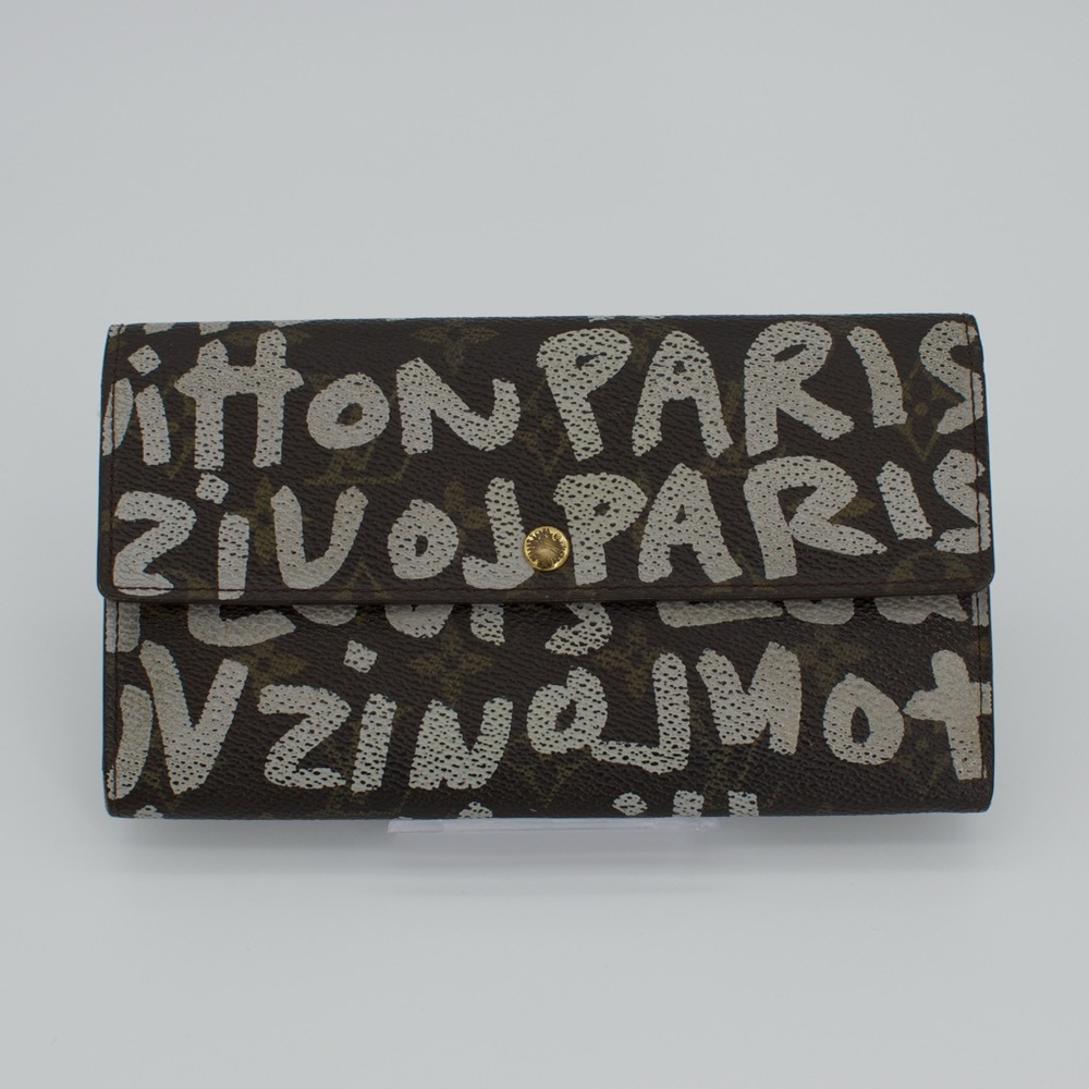 Authentic Vintage Louis Vuitton Monogram Graffiti Sarah Zippy Wallet